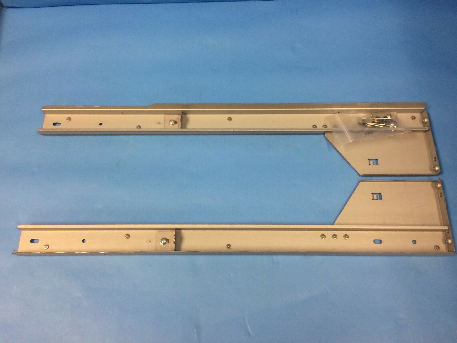 288128-001 | HP Fixed Rail Kit Storage Works