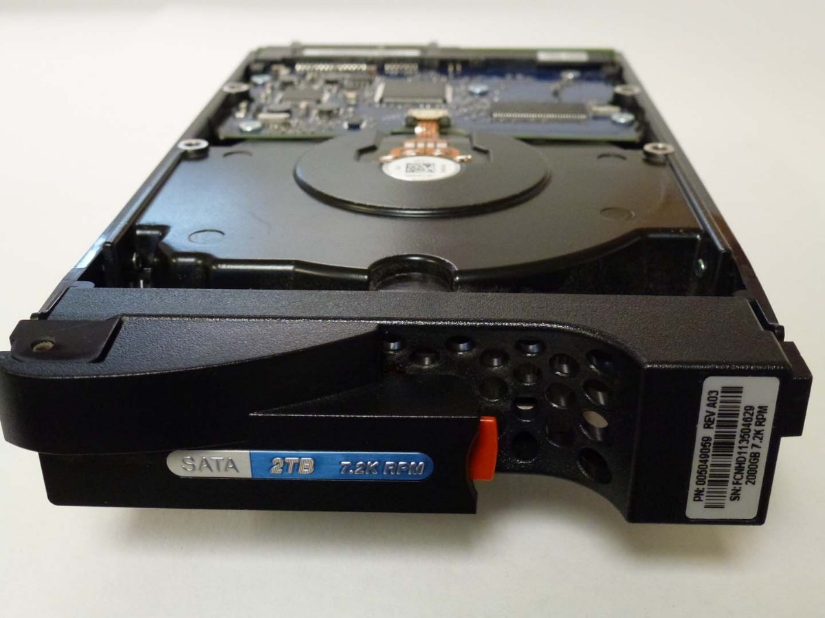 4CF1W | Dell EMC 2TB 7200RPM SATA 3Gb/s 3.5-inch Hard Drive