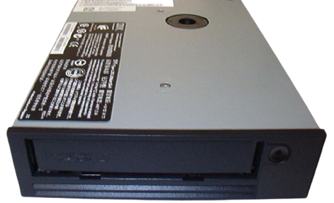 RWHM1 | Dell 1.5TB/3TB LTO-5 SAS HH Internal Tape Drive