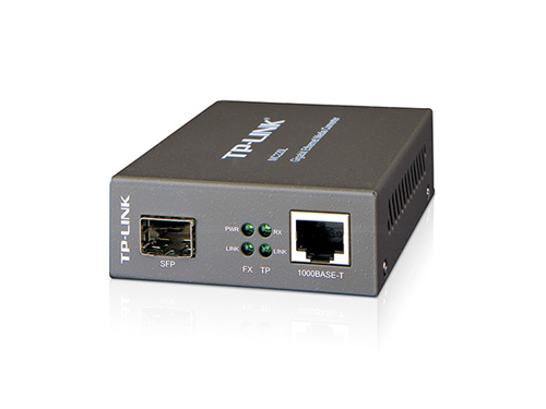 MC220L | TP-Link Gigabit Media Converter, 1000Mb/s RJ45 to 1000Mb/s SFP Slot Supporting Mini-GBIC Modules - NEW