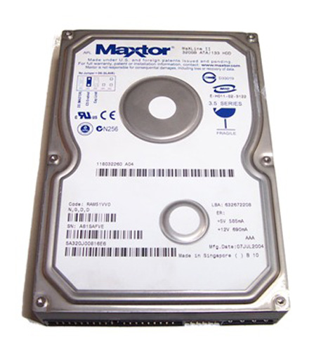6L300R0 | Maxtor DiamondMax-10 300GB 7200RPM 16MB Cache Ultra ATA-133 IDE 3.5 Internal Hard Drive