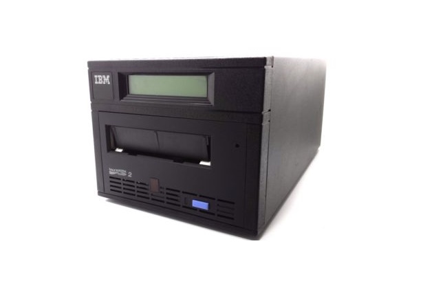 18P7270 | IBM 200/400GB LTO2 Ultrium SCSI LVD External Tape Drive