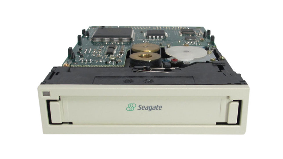 STT38000A | Seagate 4/8GB Travan IDE Internal Tape Drive