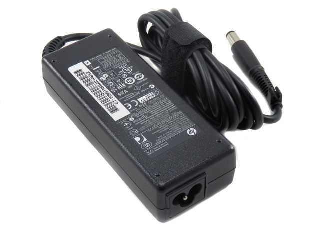 391173-001 | HP 90-Watts 19Volt AC Adapter for Notebooks without Power Cable